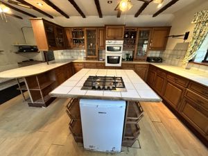 Photo 10- click for photo gallery